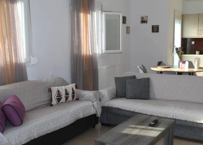 Dream House Apartment